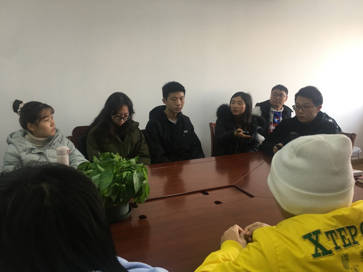 图为活动现场