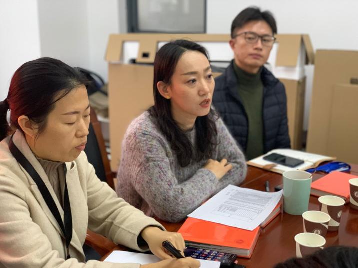 图为伊铭讲话