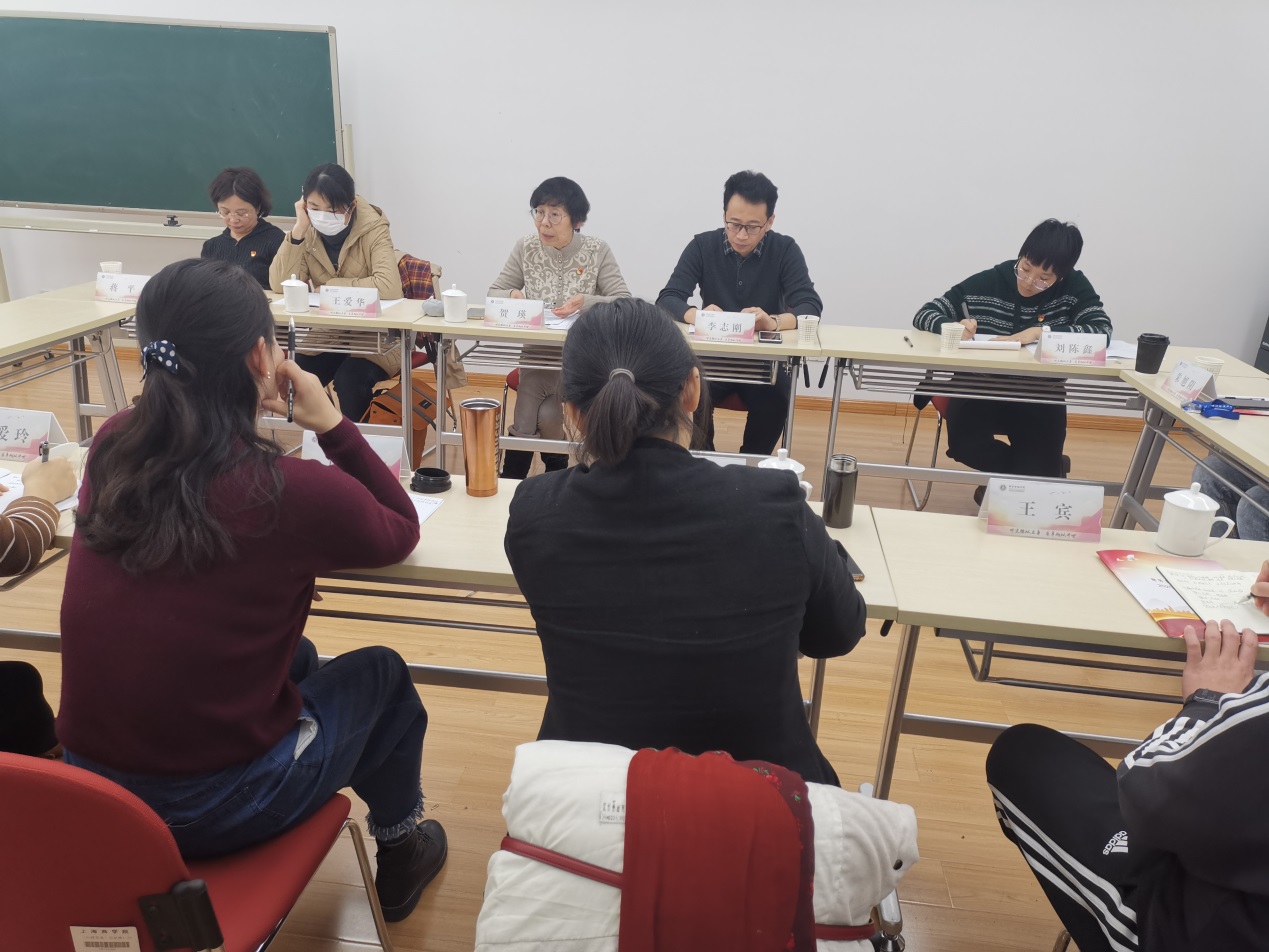 贺瑛同志点评